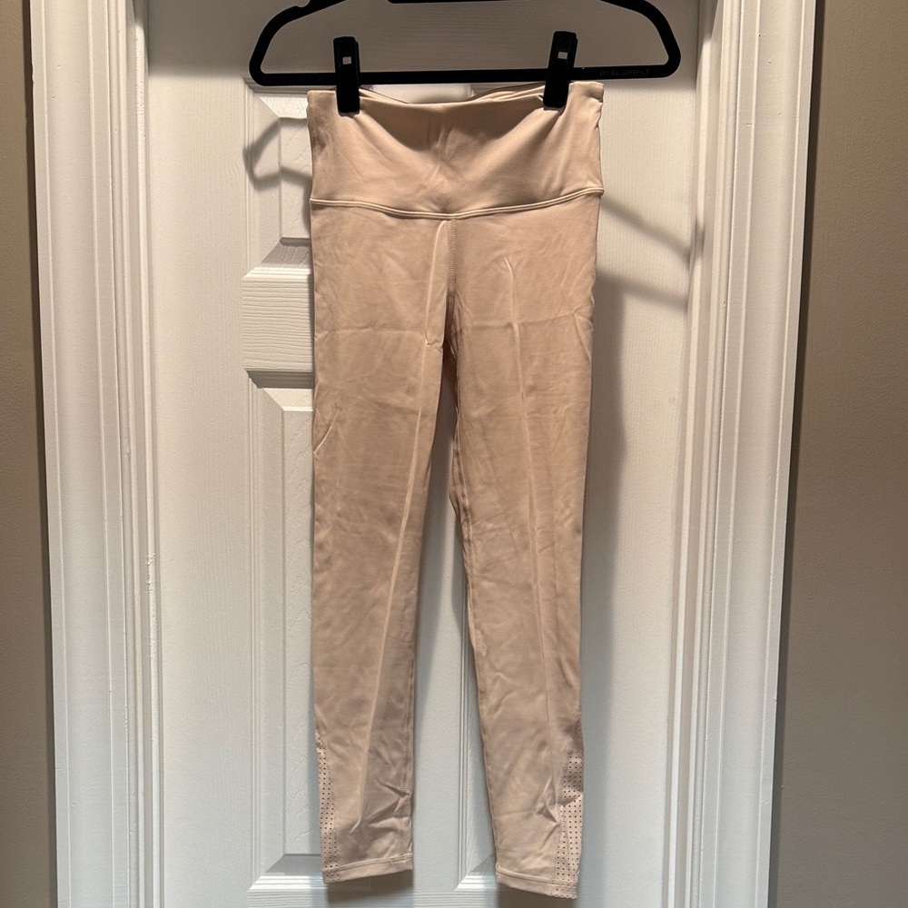 Women's Cream Leggings